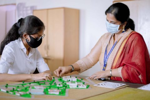 Acad_Arch_StudentsinClass_VOOL6894